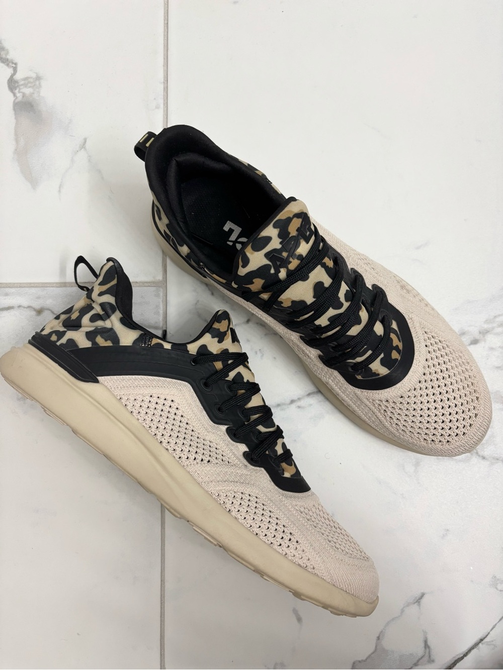 APL Techloom Tracer Sneakers Womens 10.5 Tan Black Animal Print Gym Workout